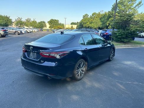 Used 2021 Toyota Camry XLE w/ Navigation Package AWD/4WD image 4