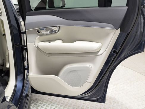 Used 2023 Volvo XC90 B5 Core image 29