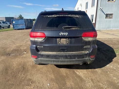 Used 2014 Jeep Grand Cherokee Laredo w/ 18" Wheel & 8.4" Radio Group AWD/4WD image 8