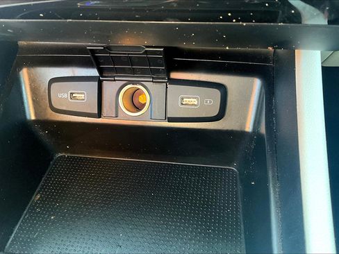 Used 2023 Hyundai Tucson SE image 33