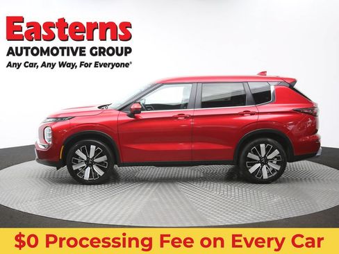 Used 2025 Mitsubishi Outlander SE FWD image 59