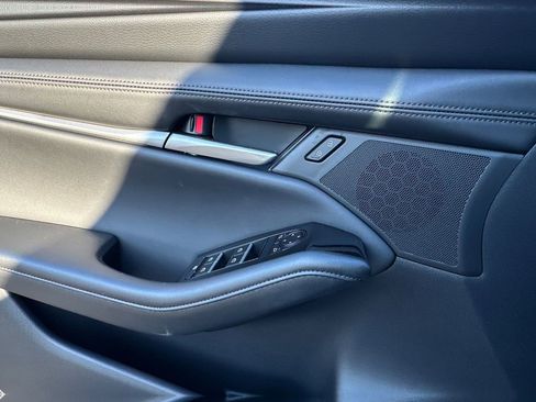 New 2026 MAZDA MAZDA3 2.5 S Sedan w/ Preferred Pkg image 11