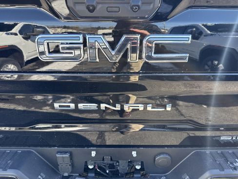 New 2026 GMC Sierra 2500 Denali Ultimate w/ Max Trailering Package image 4