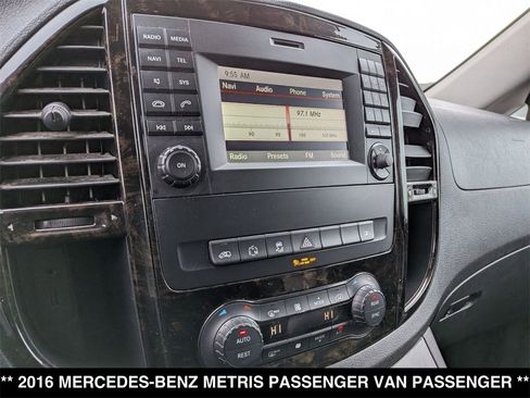 Used 2016 Mercedes-Benz Metris Passenger image 20
