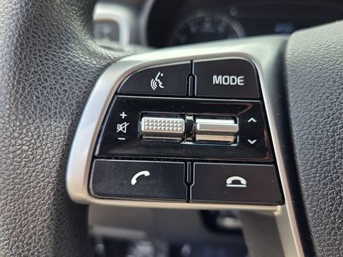 Used 2019 Kia Sorento AWD V6 image 28