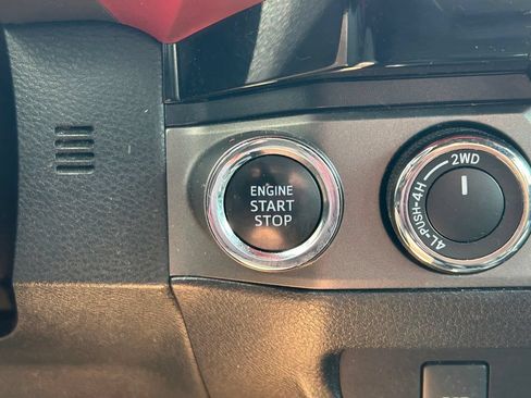 Used 2016 Toyota Tacoma TRD Sport w/ Towing Package AWD/4WD image 26
