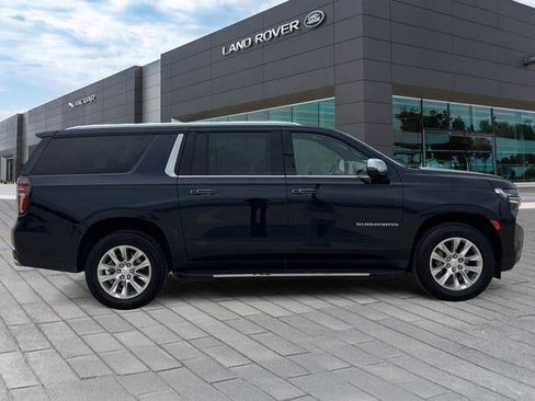 Used 2024 Chevrolet Suburban Premier RWD image 6