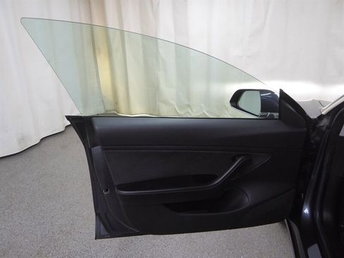 Used 2018 Tesla Model 3 Long Range RWD image 20