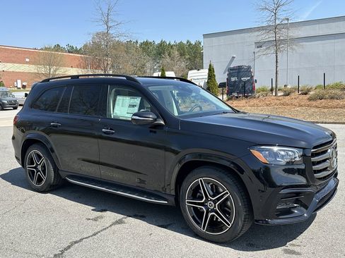 New 2026 Mercedes-Benz GLS 450 4MATIC image 2