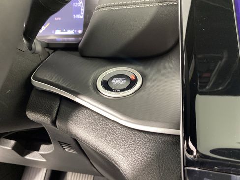 New 2025 Jeep Grand Cherokee Altitude image 33