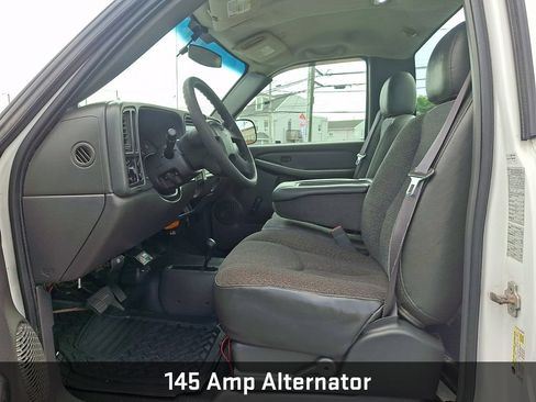 Used 2006 GMC Sierra 2500 W/T w/ Snow Plow Prep Package AWD/4WD image 14
