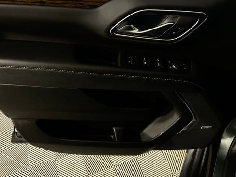 Used 2024 Chevrolet Tahoe Premier image 23