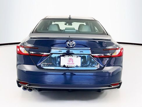 New 2026 Toyota Camry SE image 7