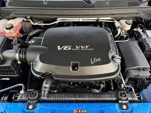 Used 2021 Chevrolet Colorado W/T w/ Custom Special Edition image 26