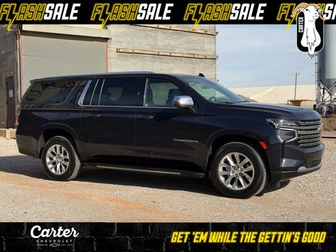 Used 2023 Chevrolet Suburban Premier image 1