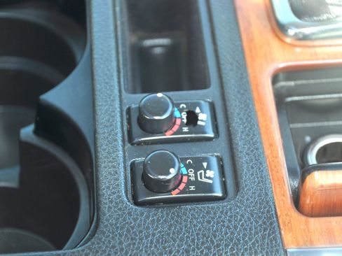 Used 2007 INFINITI M35 w/ Technology Pkg image 24