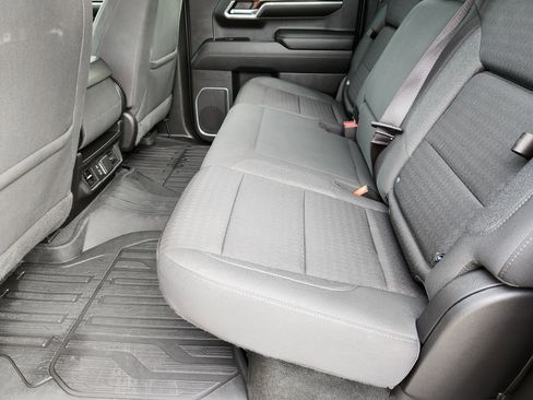 Used 2022 GMC Sierra 1500 Elevation w/ LPO, Elevation Black Package image 11