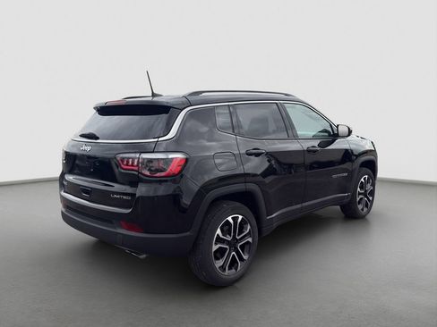 Used 2022 Jeep Compass Limited AWD/4WD image 6