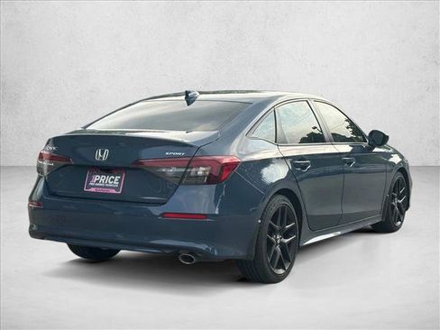 Used 2025 Honda Civic Sport image 5