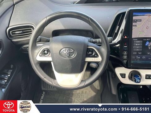 Used 2017 Toyota Prius Prime Premium FWD image 13