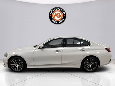 Used 2022 BMW 330i xDrive Sedan w/ Premium Package 2 AWD/4WD image 6