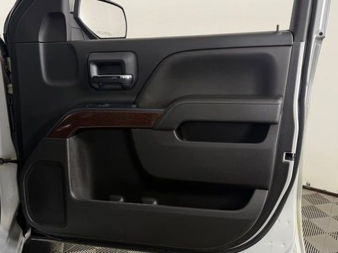 Used 2018 GMC Sierra 1500 SLE w/ SLE Value Package AWD/4WD image 28