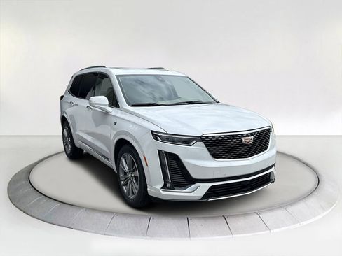 New 2025 Cadillac XT6 Premium Luxury w/ Platinum Package image 6