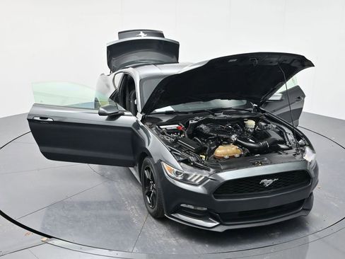 Used 2016 Ford Mustang Coupe image 45