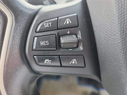 Used 2017 BMW i3 w/ Range Extender RWD image 29