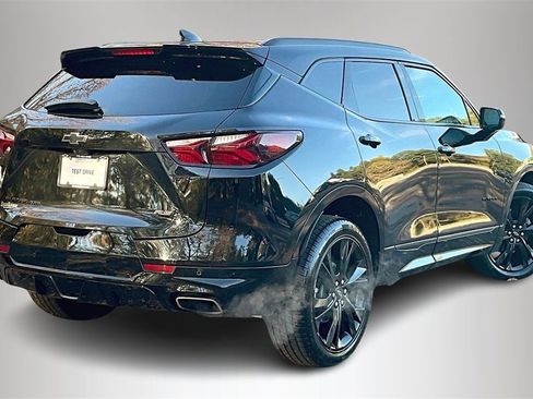 Certified 2022 Chevrolet Blazer RS w/ Enhanced Convenience Package image 6