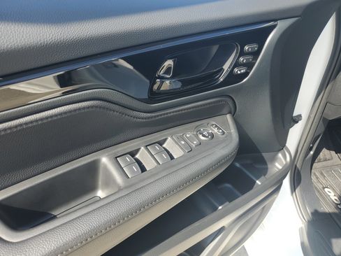 Used 2024 Honda Odyssey Touring image 24