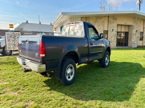 Used 1999 Ford F150 Lariat image 5