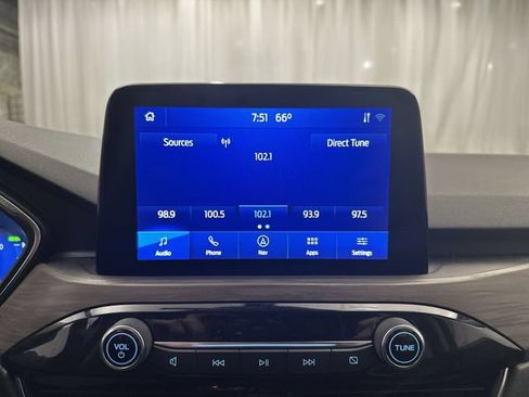 Used 2020 Ford Escape Titanium AWD/4WD image 15