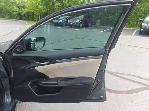 Used 2018 Honda Civic EX image 27
