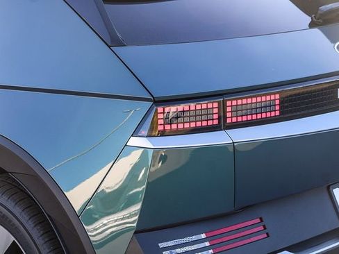 New 2026 Hyundai Ioniq 5 SEL image 13