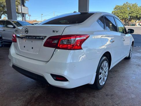 Used 2017 Nissan Sentra SV image 6