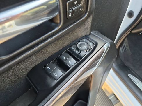 Used 2020 Chevrolet Silverado 2500 LTZ w/ LTZ Plus Package AWD/4WD image 21
