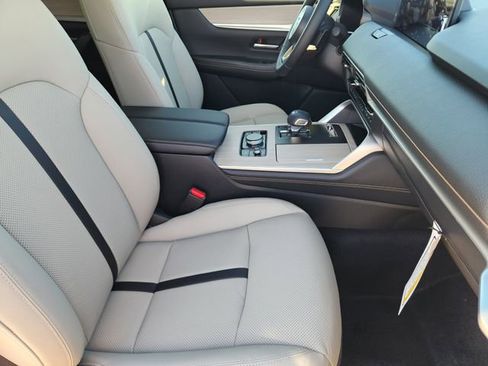 New 2026 MAZDA CX-90 3.3 Turbo w/ Premium Sport Pkg image 9