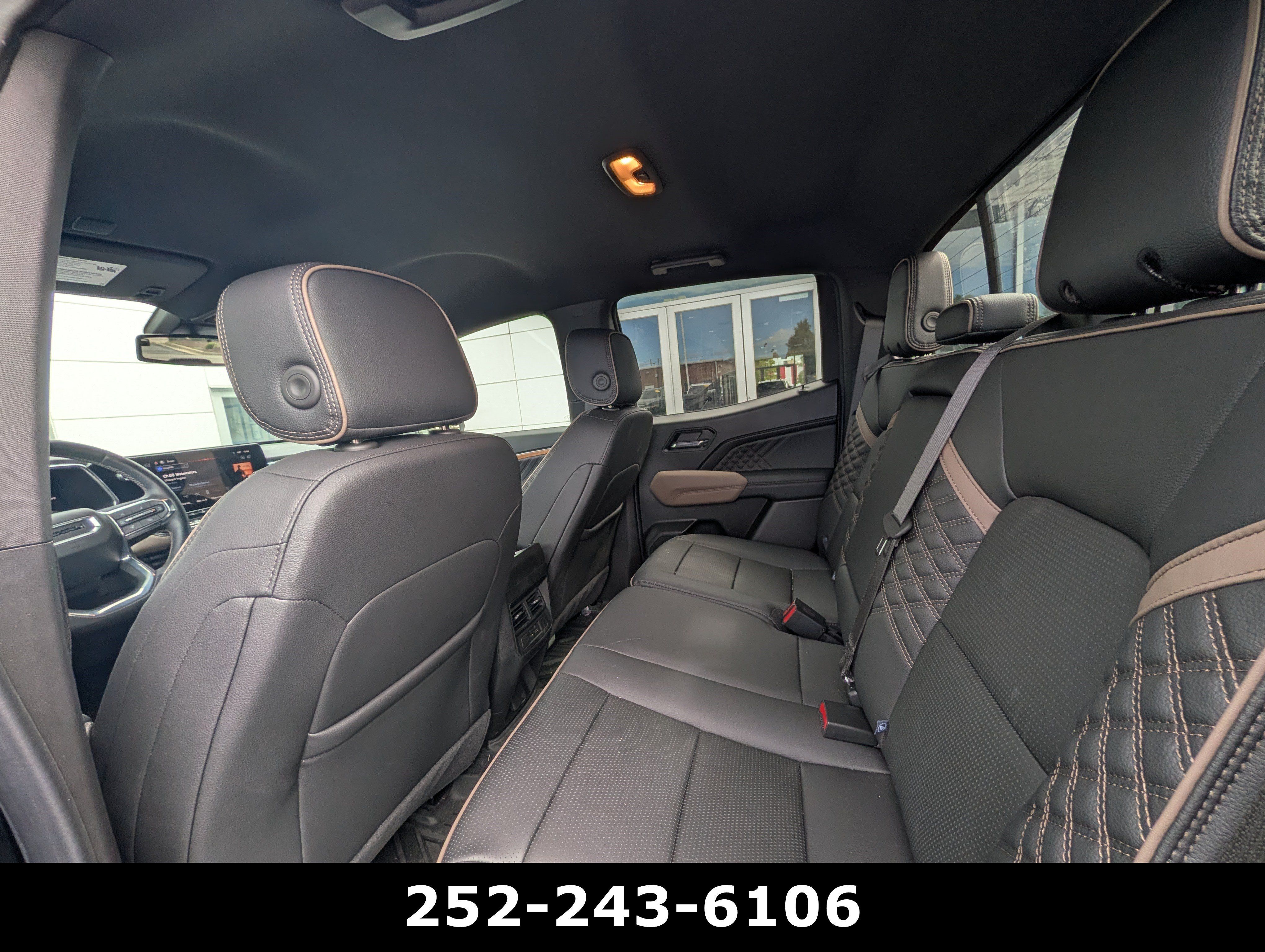 Used 2026 GMC Canyon Denali AWD/4WD image 13