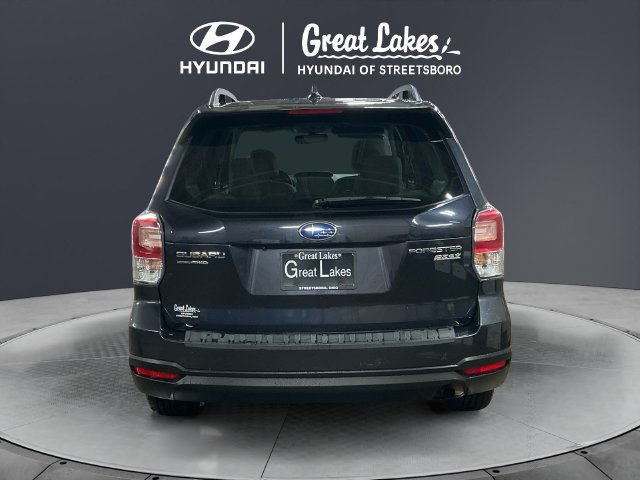 Used 2017 Subaru Forester 2.5i Premium w/ Popular Package #2A AWD/4WD image 4