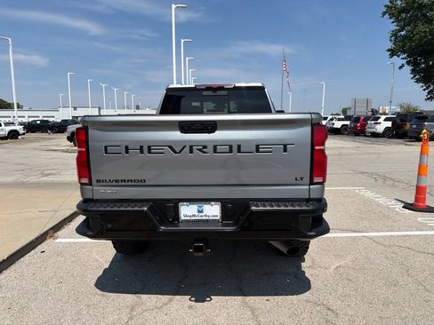 Used 2026 Chevrolet Silverado 2500 LT w/ Trail Boss Package AWD/4WD image 4