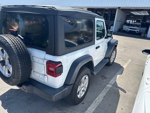 Used 2019 Jeep Wrangler Sport AWD/4WD image 29