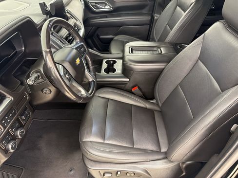 Used 2022 Chevrolet Tahoe LT w/ LT Signature Package AWD/4WD image 5