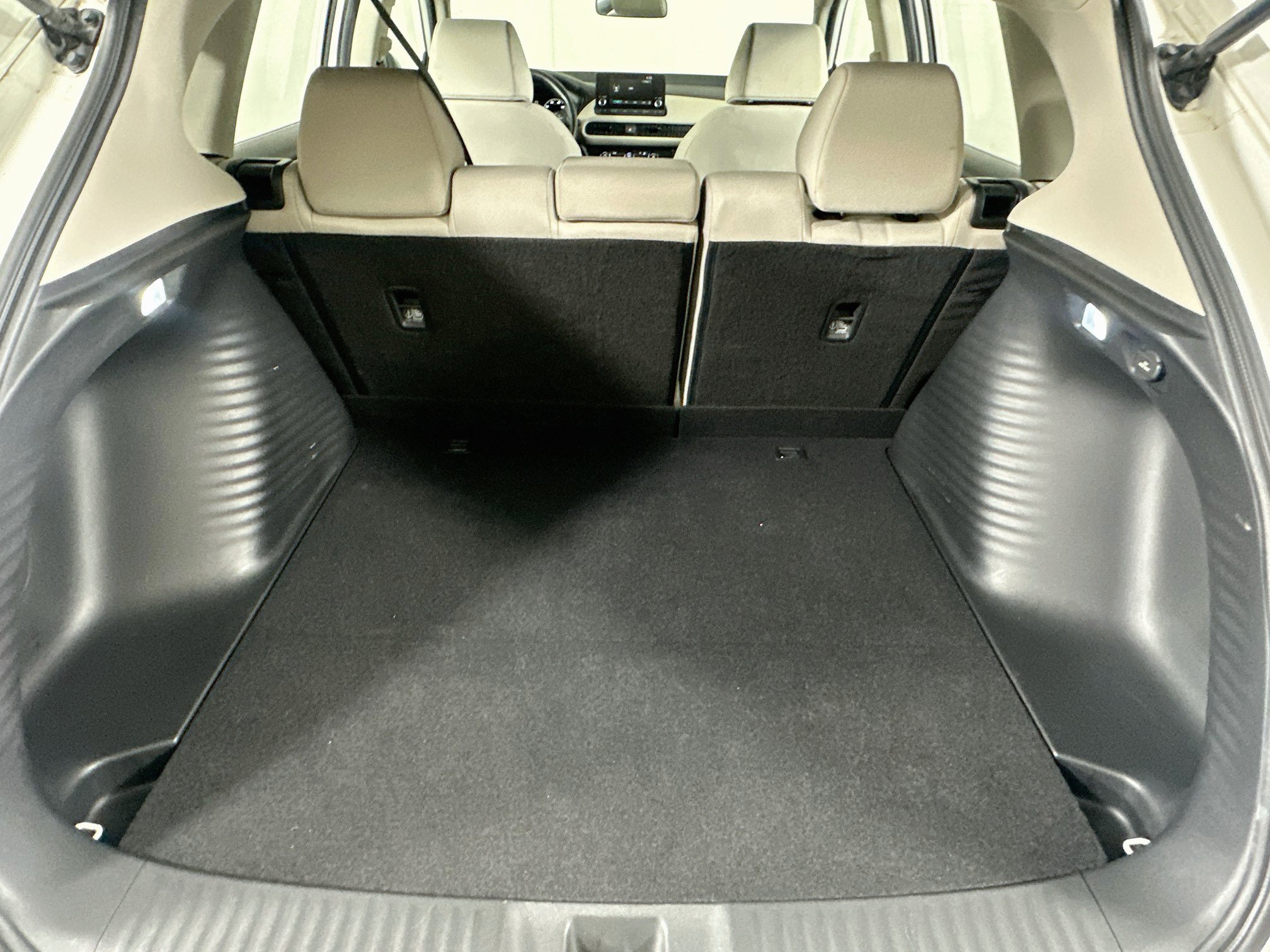 Used 2024 Honda HR-V LX image 27
