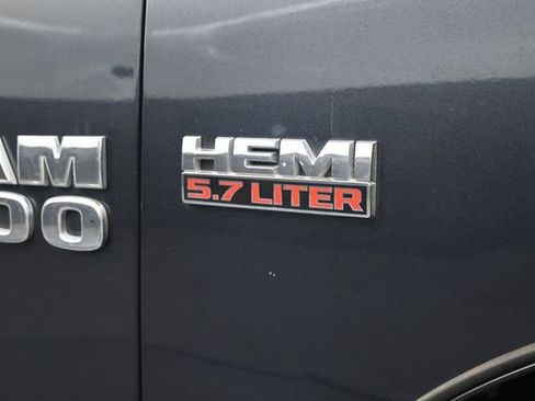Used 2018 RAM 1500 Express AWD/4WD image 33