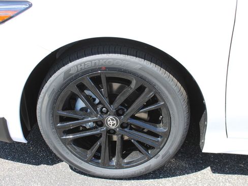 New 2026 Toyota Camry SE AWD/4WD image 12