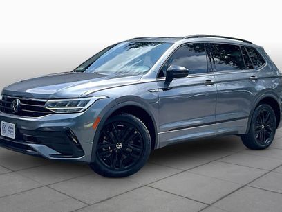Used 2022 Volkswagen Tiguan SE R-Line