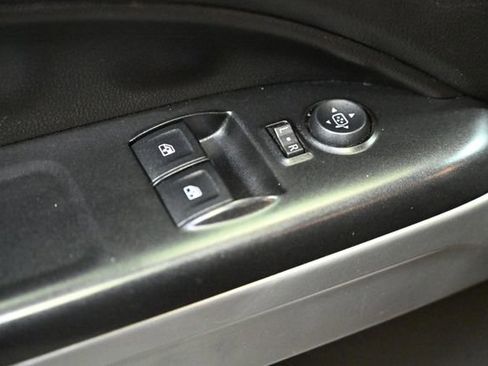 Used 2016 Chevrolet Colorado LT w/ LT Convenience Package image 48