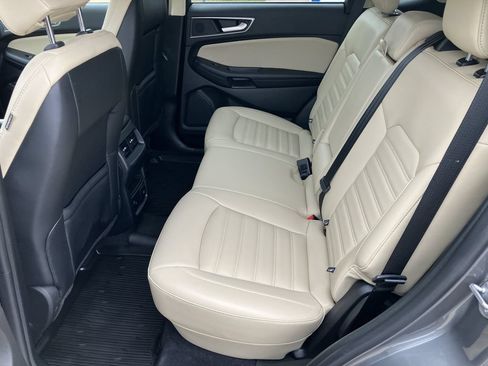 Used 2024 Ford Edge SEL w/ Convenience Package AWD/4WD image 14