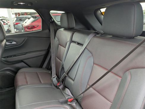 Used 2023 Chevrolet Blazer RS w/ Enhanced Convenience Package image 21